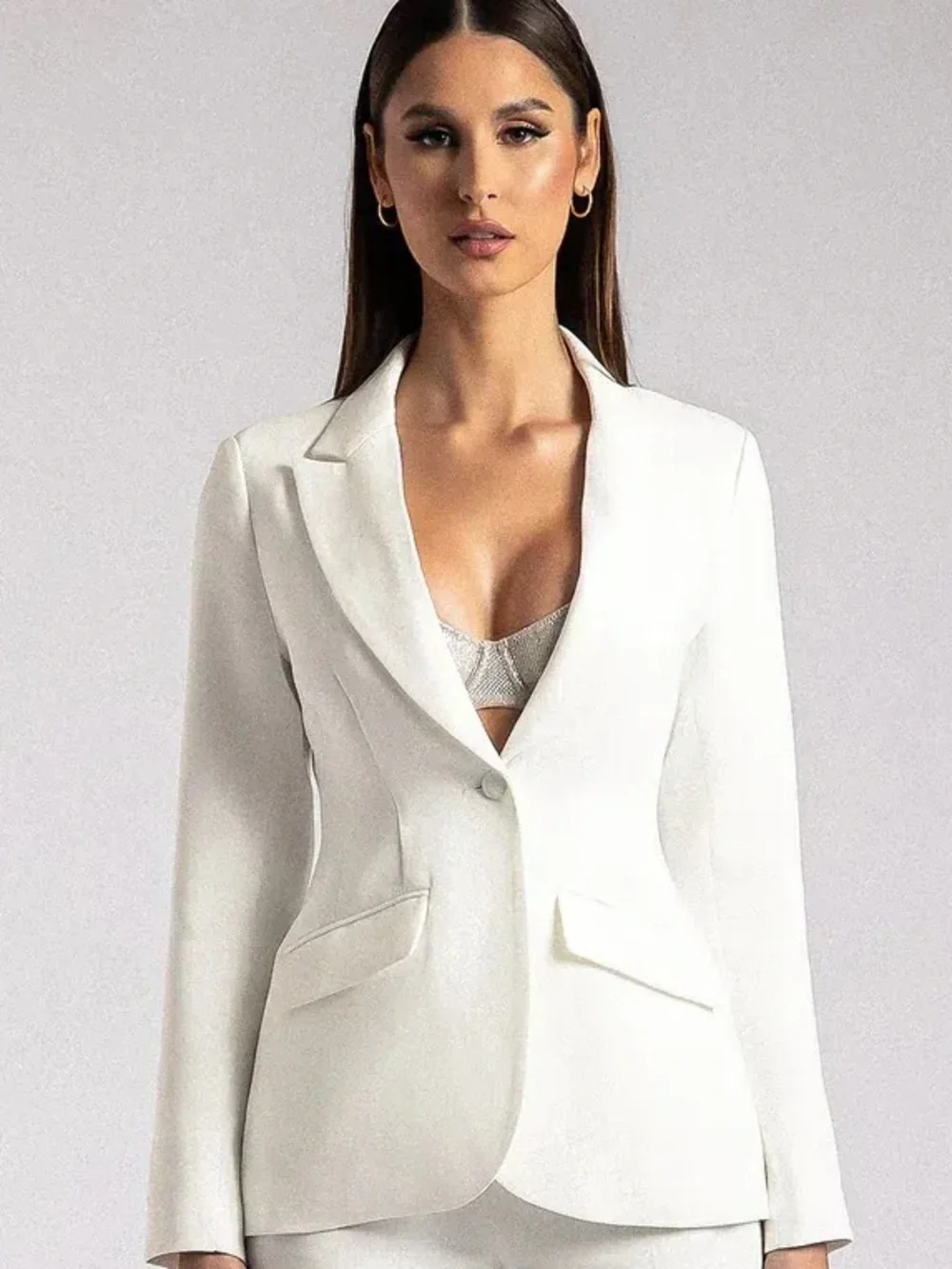 NWT Meshki Helda Fitted Blazer in white - Picture 1 of 11